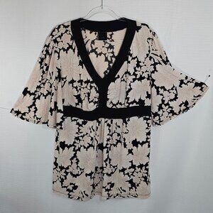 JTB Black Cream Floral Empire Waist Blouse Boho V Neck Short Sleeve Quietly Sexy
